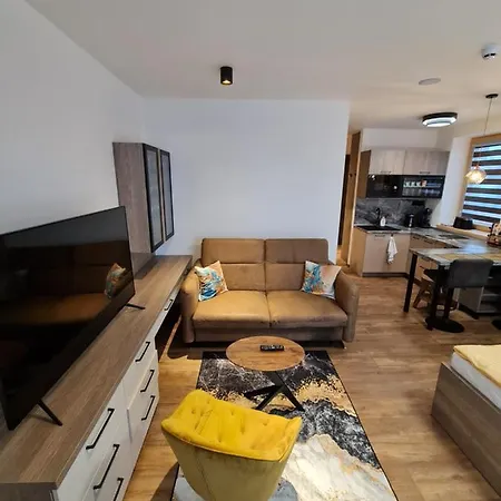Veka-hotel Ovruc *